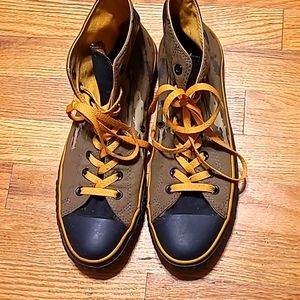 Chuck Taylor Converse high top